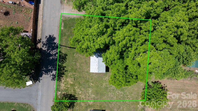 112 13th St, Newton, NC 28658