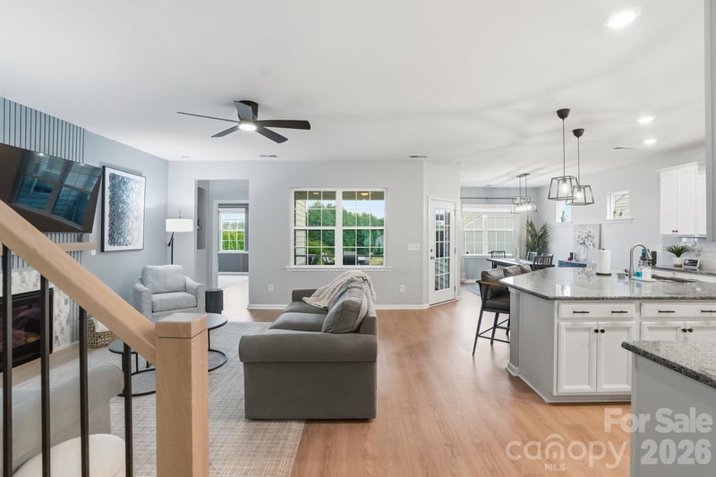 13314 Canterbury Castle Dr, Charlotte, NC 28273