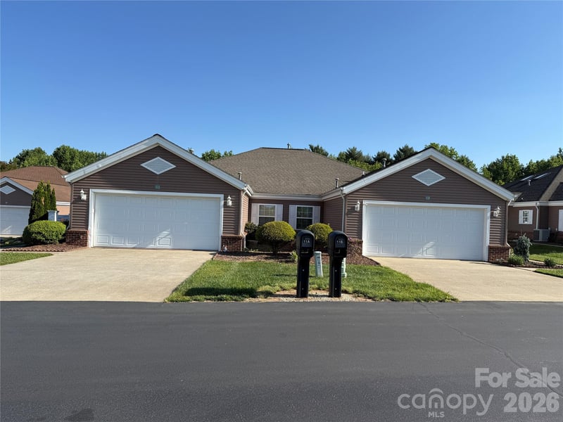 11 A Heather Way, Candler, NC 28715