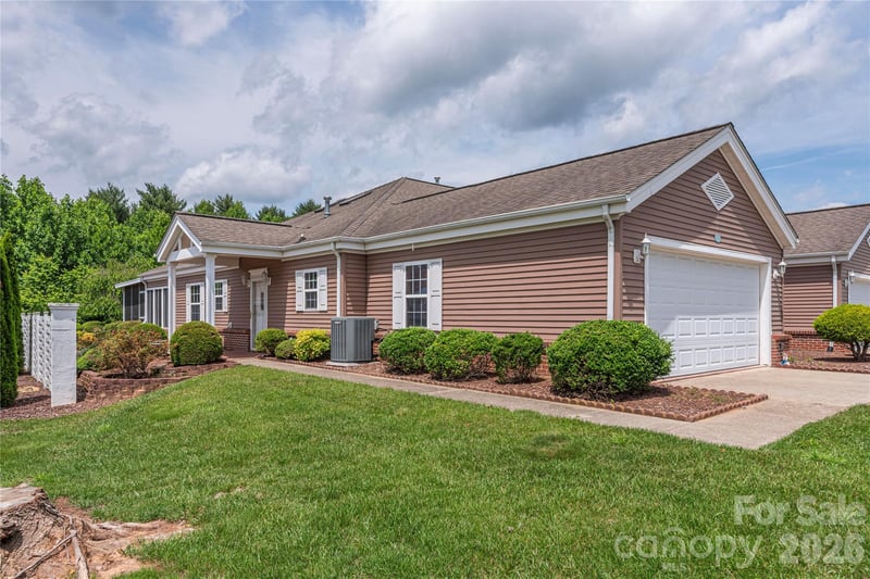 11 Heather Way #A, Candler, NC 28715