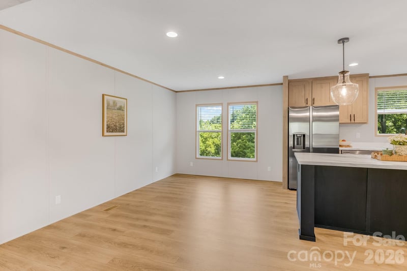 817 Jupiter Rd, Weaverville, NC 28787