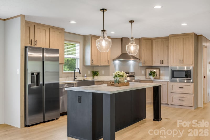 817 Jupiter Rd, Weaverville, NC 28787