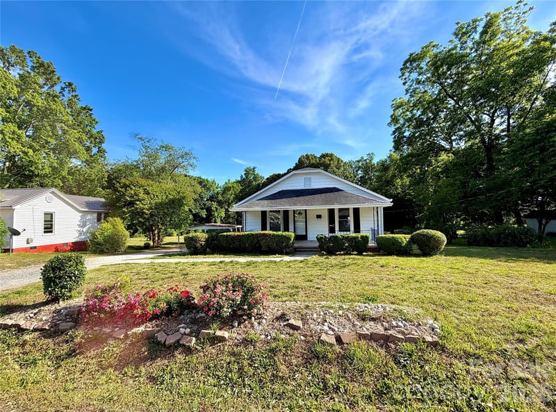 519 Locust St, Kannapolis, NC 28081