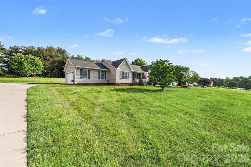 173 Alpine Cir, Statesville, NC 28625