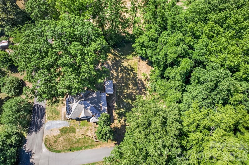 241 Dover St, Star, NC 27356