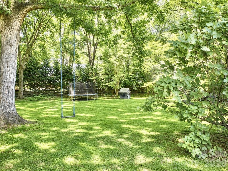 19832 Floral Ln, Cornelius, NC 28031