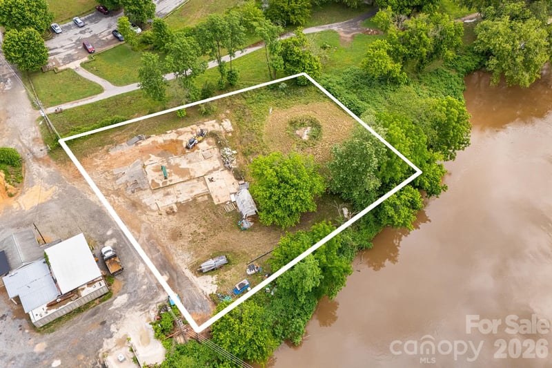 199 Amboy Rd, Asheville, NC 28806