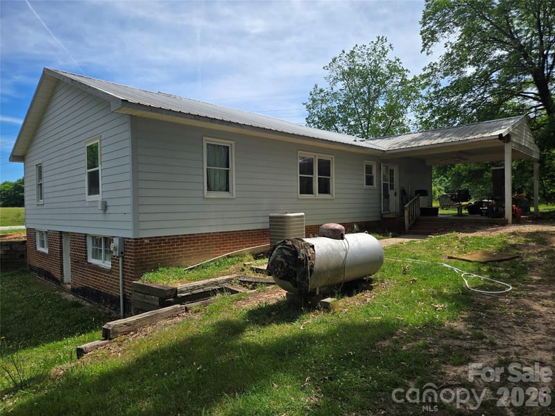 1127 Mountain St, Blacksburg, SC 29702