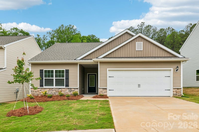704 Willow Estates Dr, Shelby, NC 28150