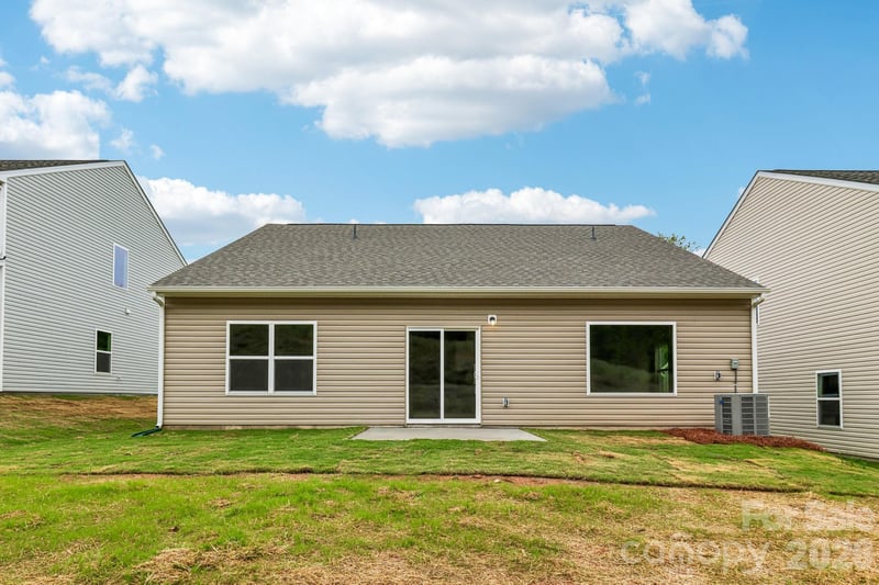 704 Willow Estates Dr, Shelby, NC 28150