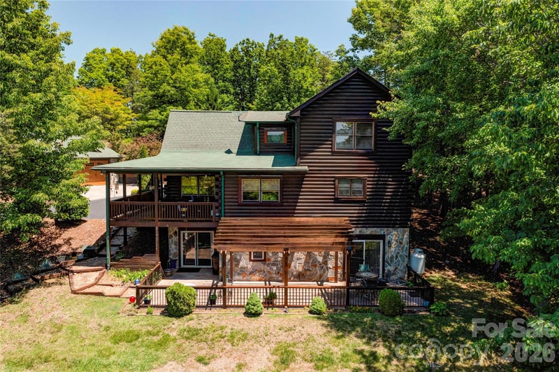 389 Woodgate Dr, Bostic, NC 28018