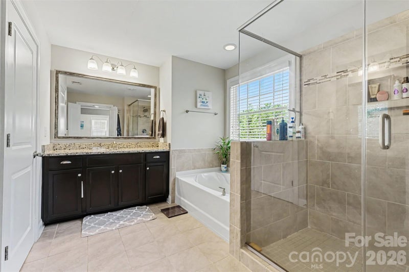 1376 Rainier Dr, Fort Mill, SC 29708
