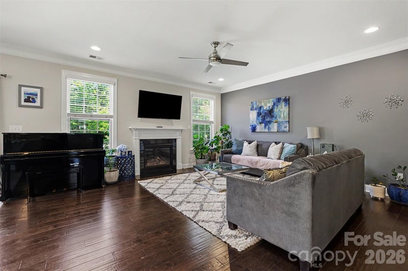1376 Rainier Dr, Fort Mill, SC 29708