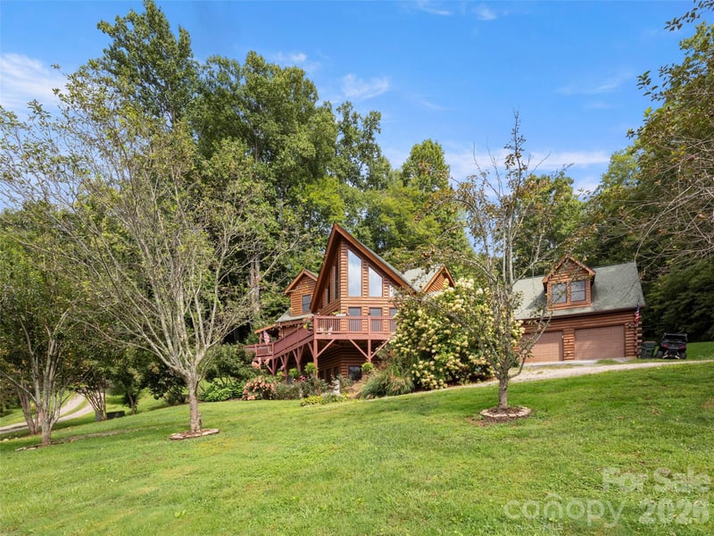 64 Cradling Cv, Waynesville, NC 28785
