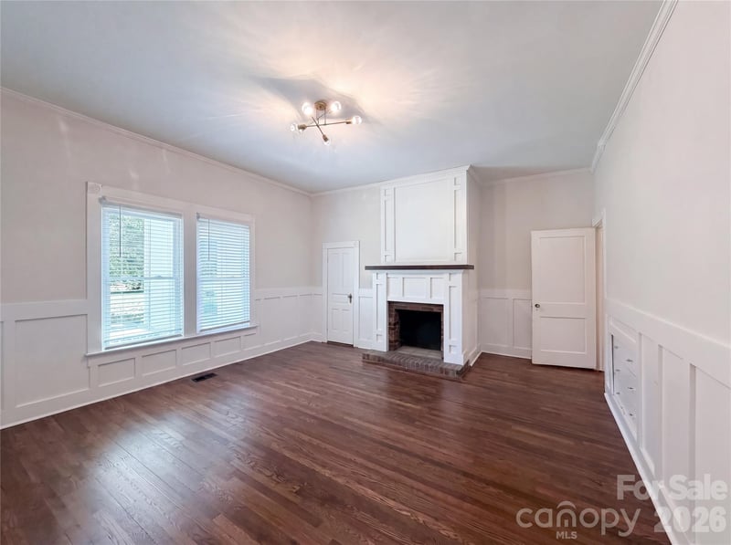 329 Mclelland Ave, Mooresville, NC 28115
