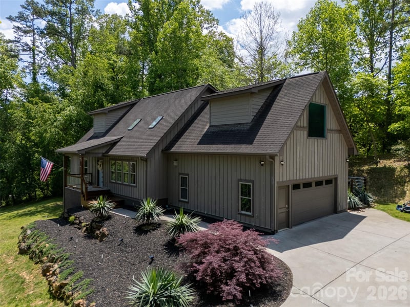 44 Sluder Branch Rd, Leicester, NC 28748