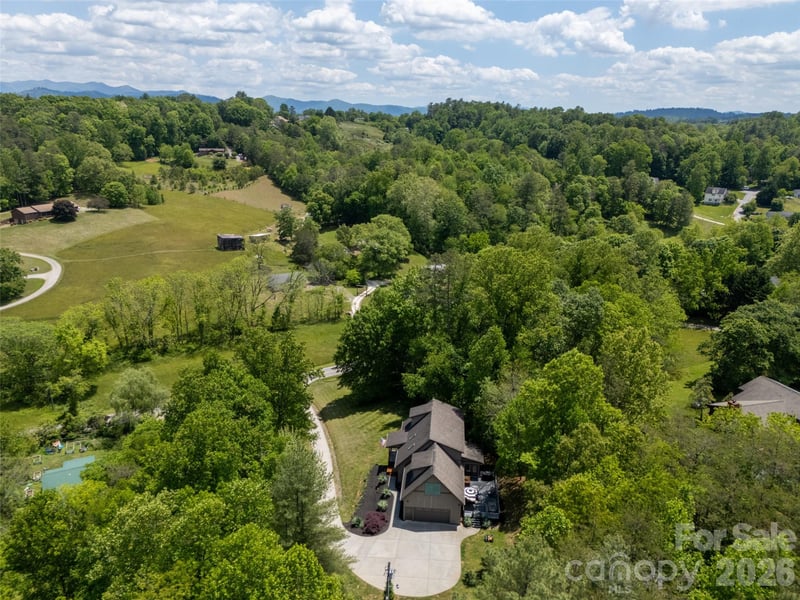 44 Sluder Branch Rd, Leicester, NC 28748
