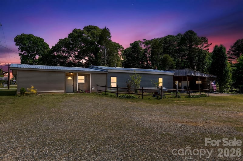 2246 Aspen St, Lincolnton, NC 28092