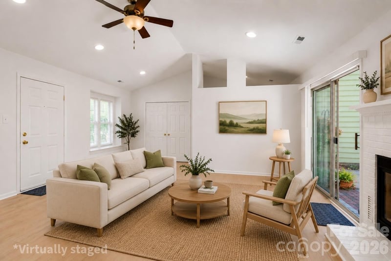 2734 Tiergarten Ln, Charlotte, NC 28210
