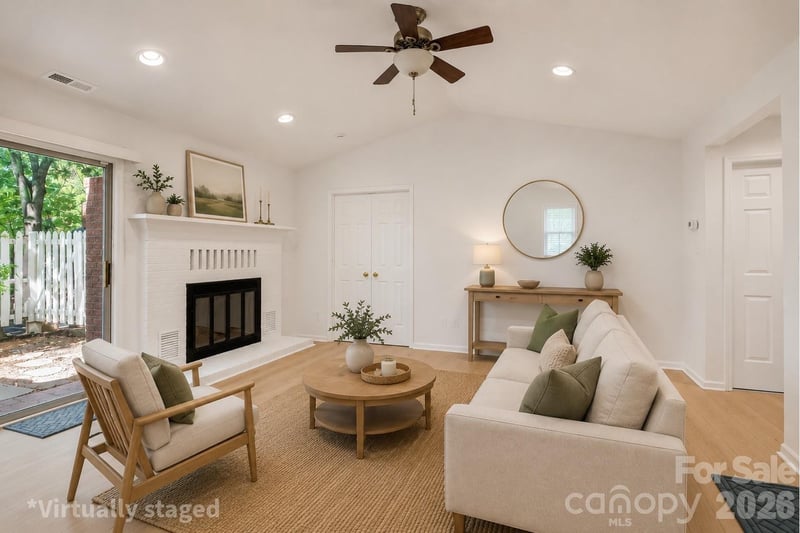 2734 Tiergarten Ln, Charlotte, NC 28210