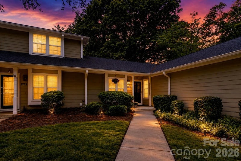 2734 Tiergarten Ln, Charlotte, NC 28210
