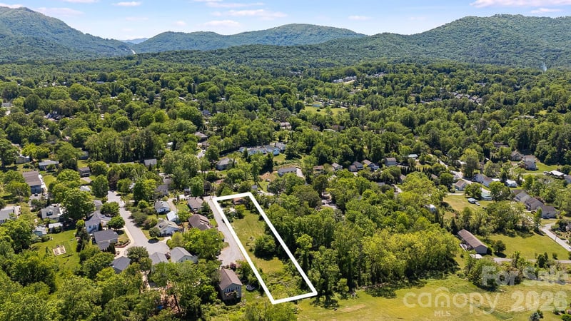105 Liberty St #2, Asheville, NC 28803