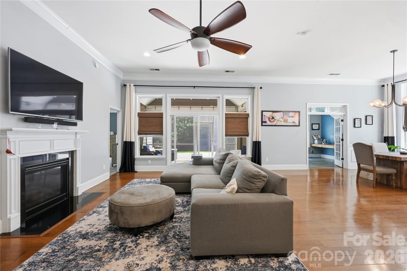 4341 Bright Rd, Charlotte, NC 28214