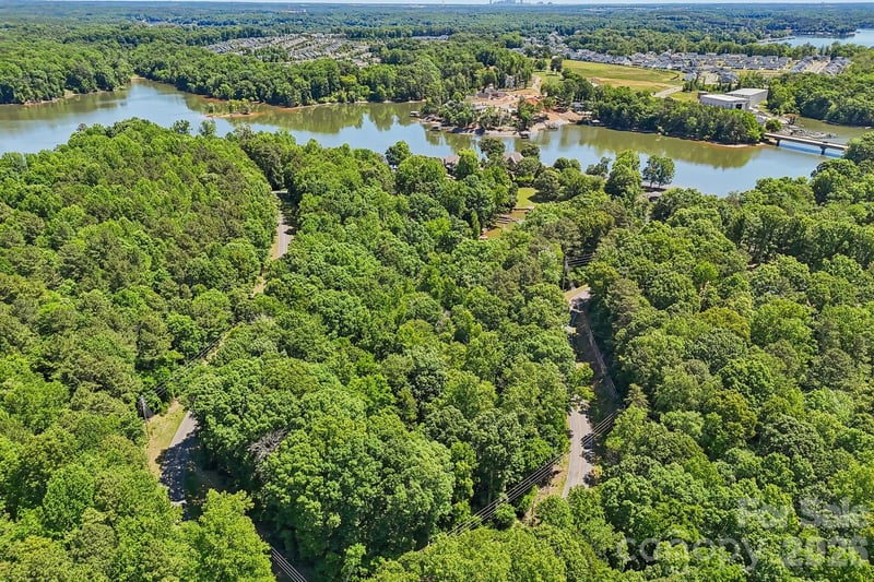 Catawba Cove Dr, Belmont, NC 28012