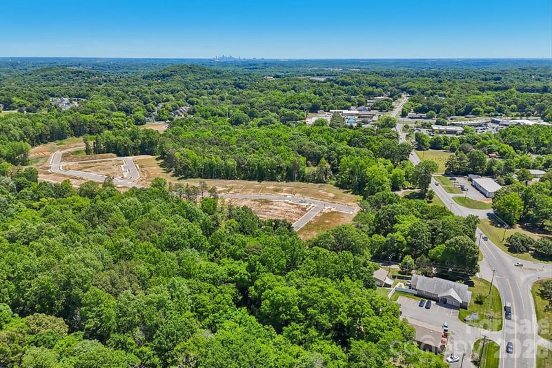Barber Rd, Gastonia, NC 28056