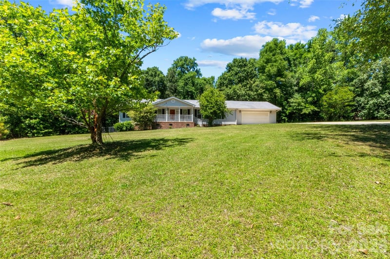 434 Rutledge Dr, Catawba, SC 29704