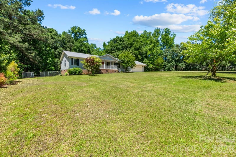 434 Rutledge Dr, Catawba, SC 29704