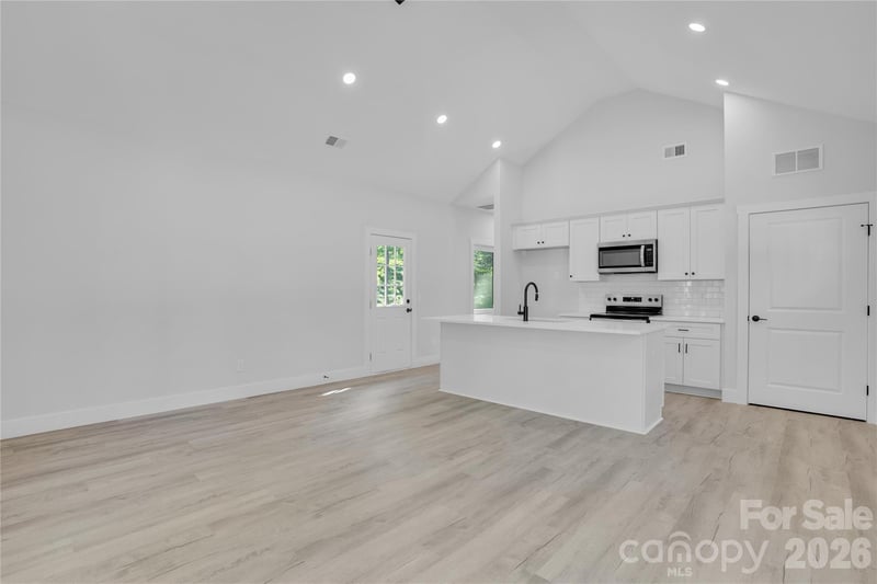 3425 Mission Trl, Lincolnton, NC 28092