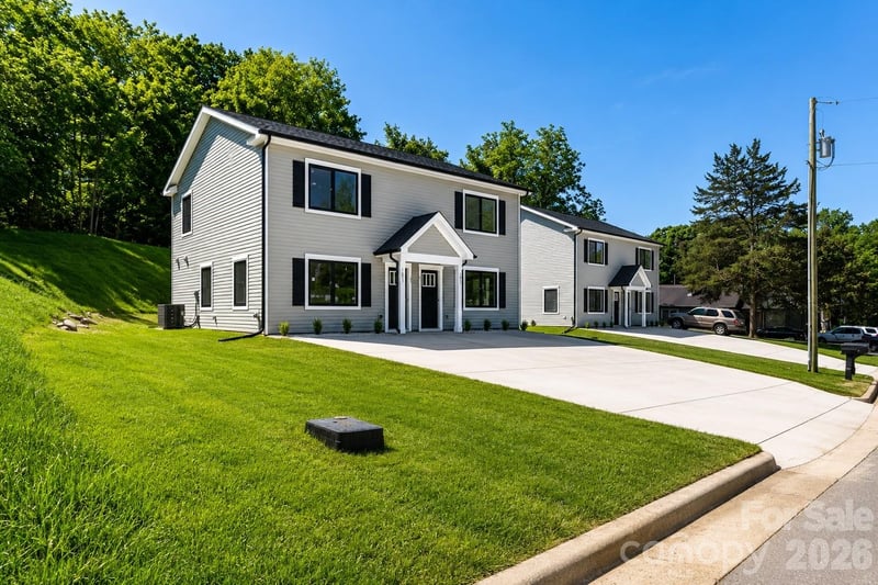 701 2nd Street Pl, Conover, NC 28613