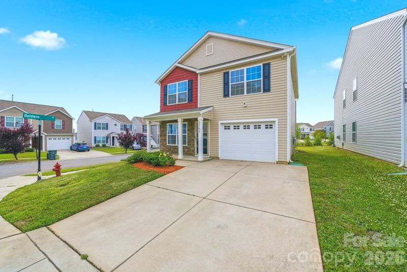 3157 Green Apple Dr, Dallas, NC 28034