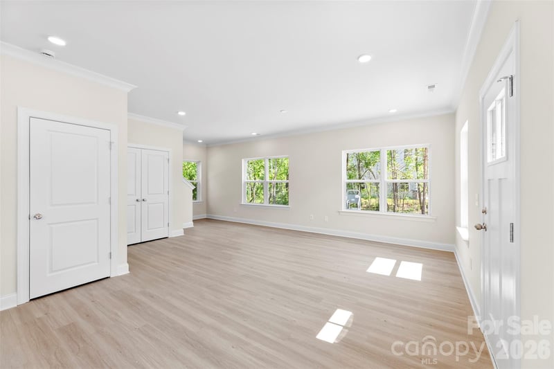 109 Titleist Dr, Statesville, NC 28677