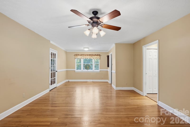 624 Patricia Ave, Harrisburg, NC 28075