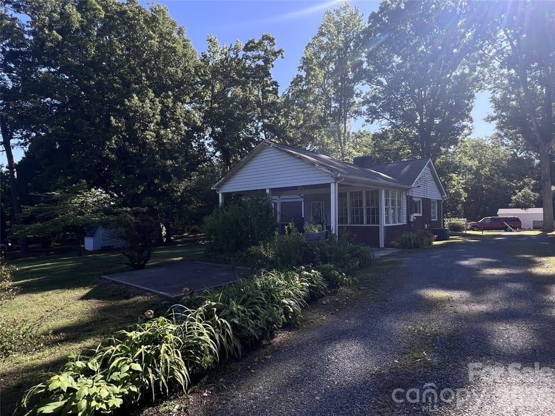 209 Roxford Rd, Kings Mountain, NC 28086
