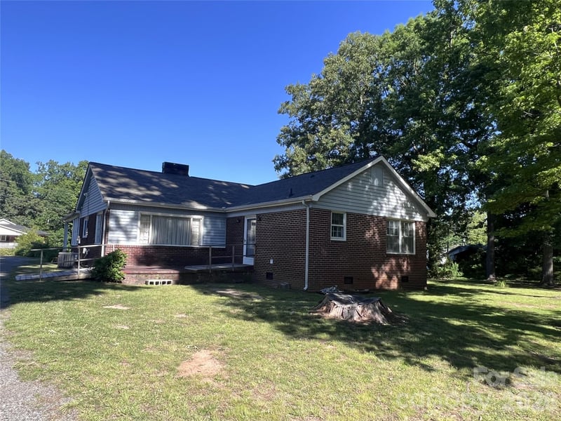209 Roxford Rd, Kings Mountain, NC 28086
