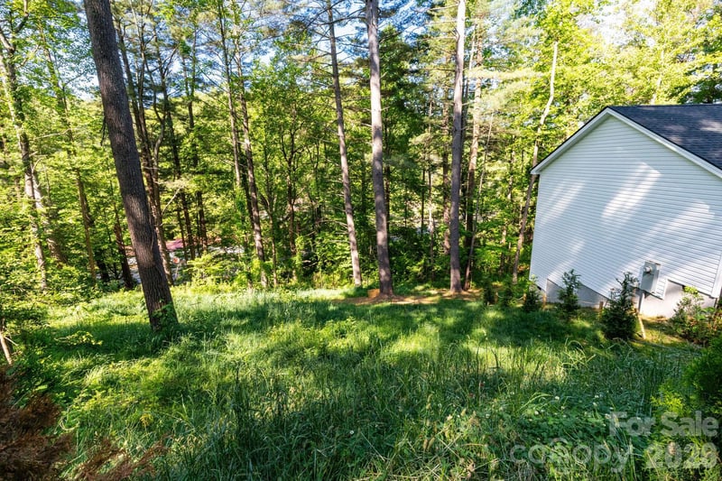 30 Edmond Woods Pl, Fairview, NC 28730