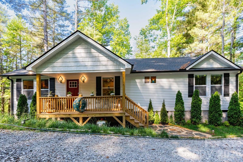 30 Edmond Woods Pl, Fairview, NC 28730