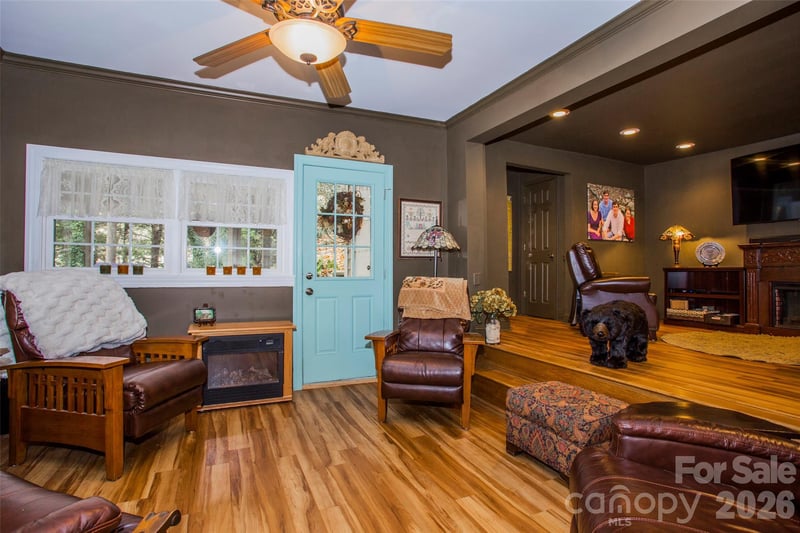 238 Texas Spur Rd, Montreat, NC 28757