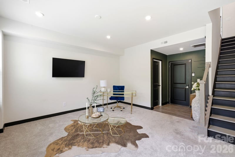 804 Broad River Ln, Charlotte, NC 28211