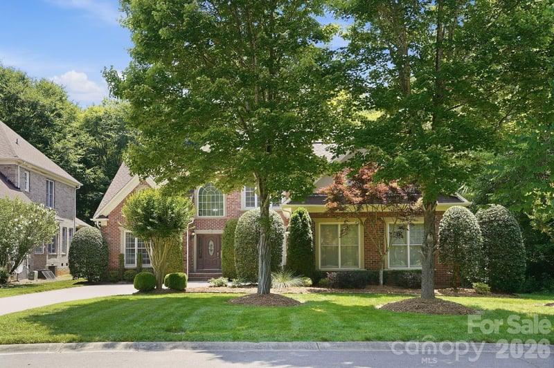 11649 James Richard Dr, Charlotte, NC 28277