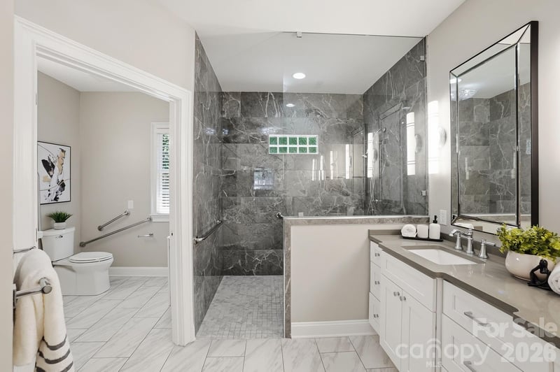 11649 James Richard Dr, Charlotte, NC 28277