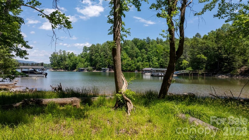 45 Harborside Dr #45, Nebo, NC 28761