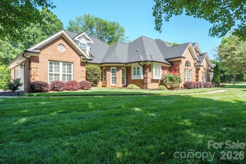 5639 Gristmill Ln, Mint Hill, NC 28227