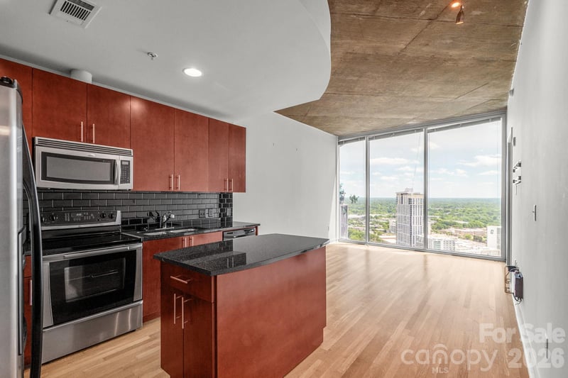 210 Church St #3111, Charlotte, NC 28202