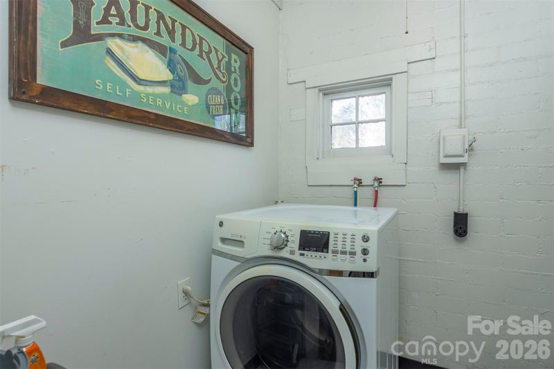 17 Springdale Ave, Asheville, NC 28803