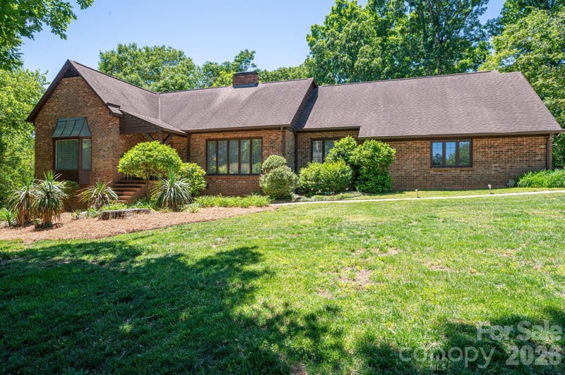 2417 Regal Dr #16, Gastonia, NC 28056