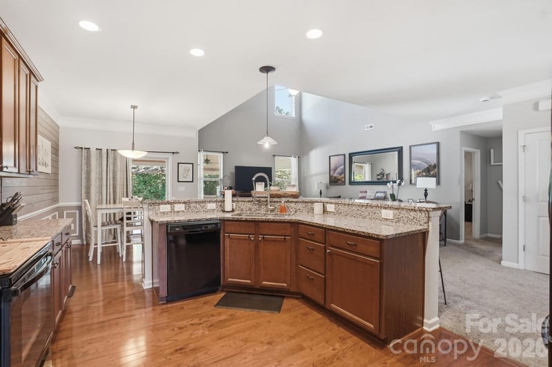 5514 Verrazano Dr, Waxhaw, NC 28173